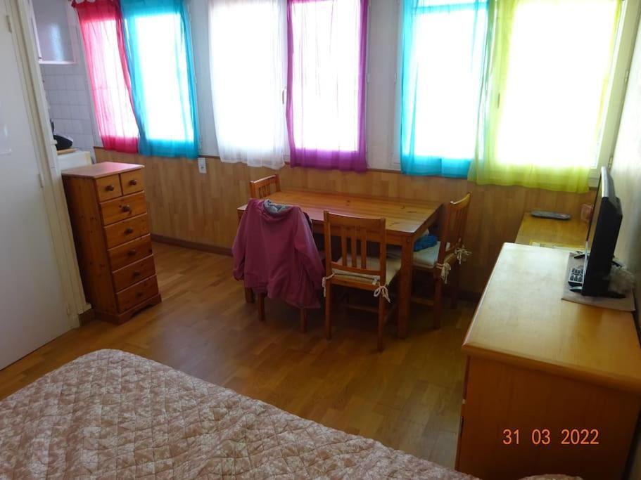 Un Sejour Les Pieds Dans L'Eau Apartment ปาลาวาส-เลส์-โฟลต์ ภายนอก รูปภาพ